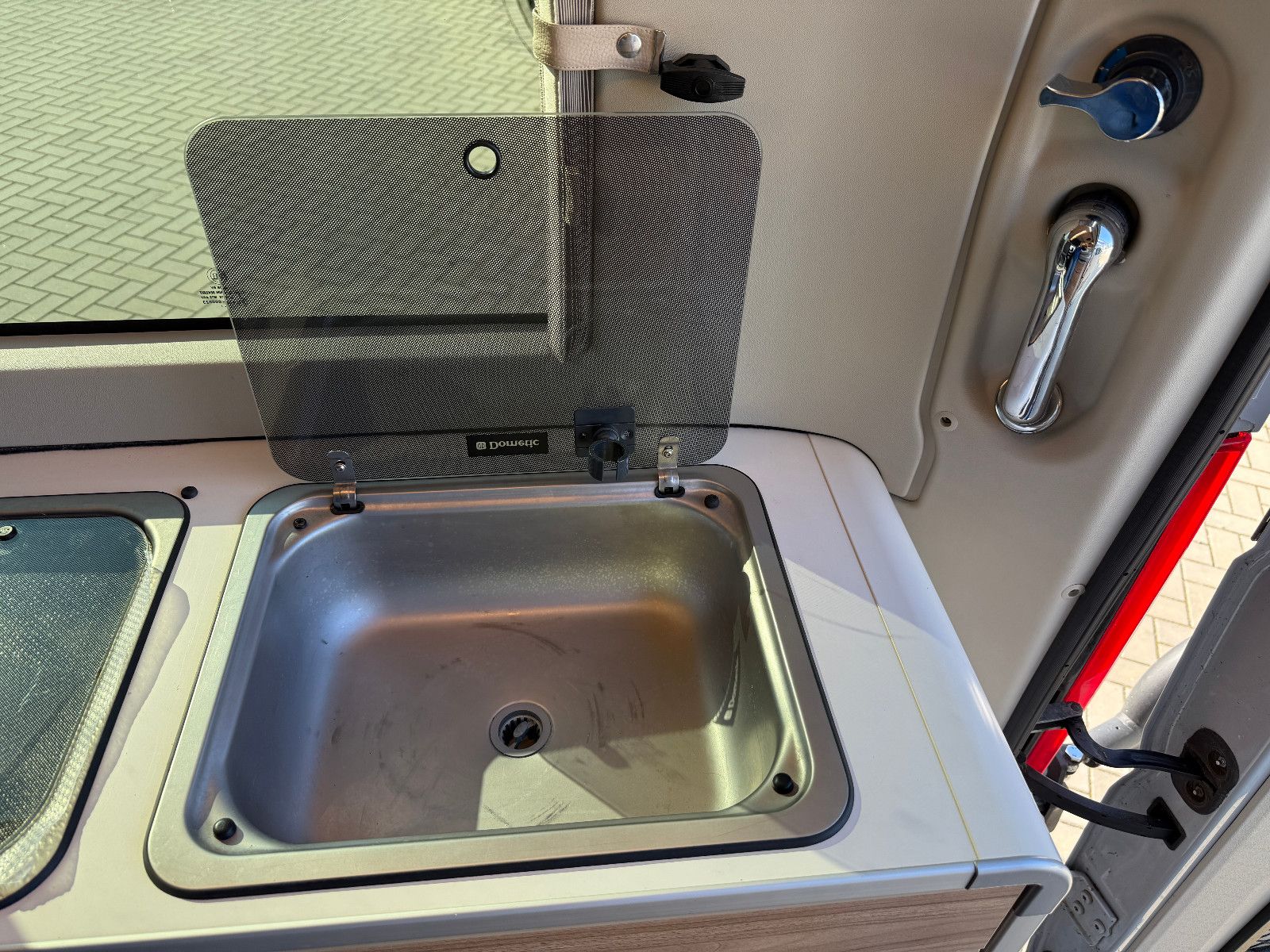 Fahrzeugabbildung HYMER / ERIBA / HYMERCAR Sydney GT 60 Limited