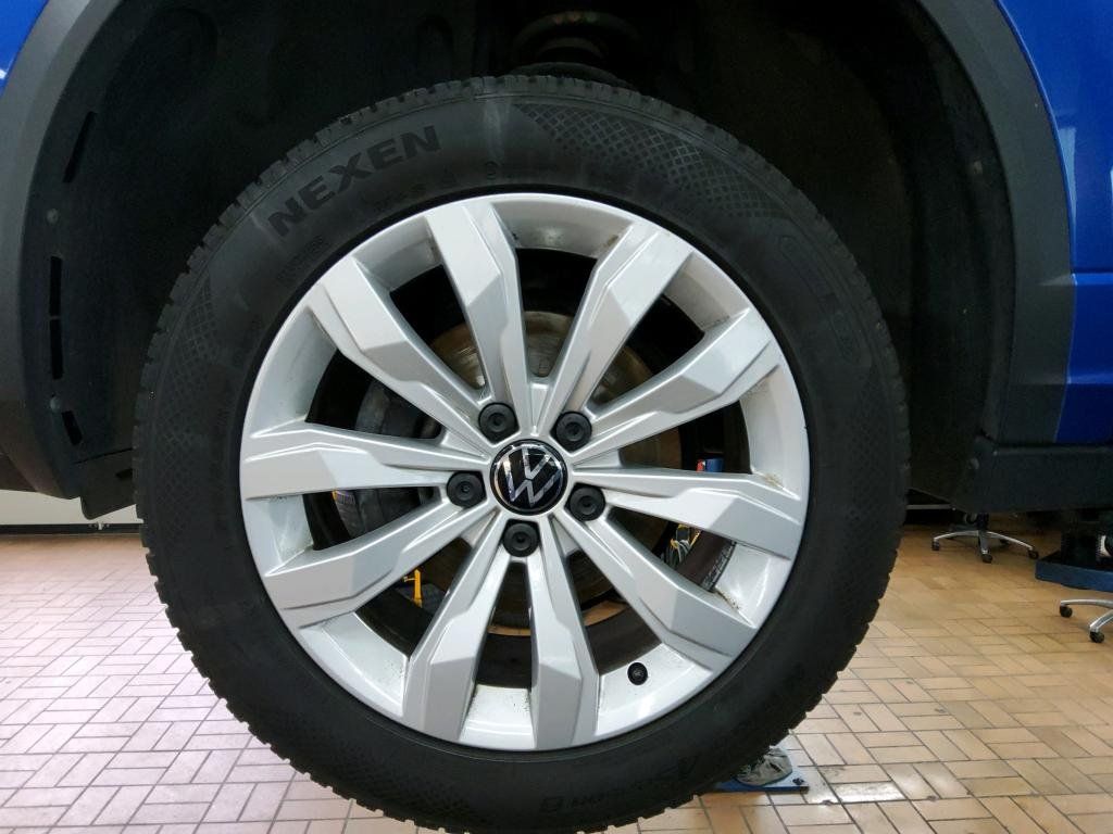 Fahrzeugabbildung Volkswagen T-Roc Cabriol R-Line TSI DSG *Cam*ACC*App*LED*