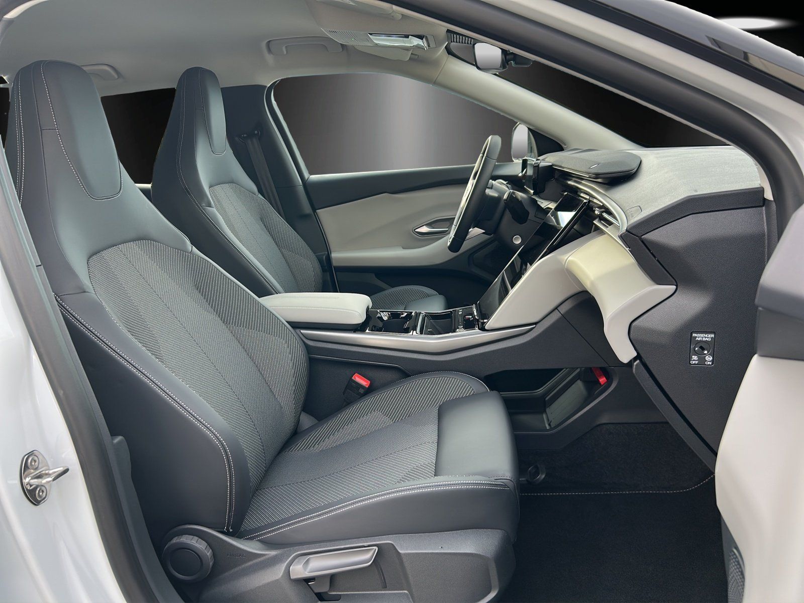 Fahrzeugabbildung Ford Explorer RWD Extended Range Aut./LED/ACC/AHK/360