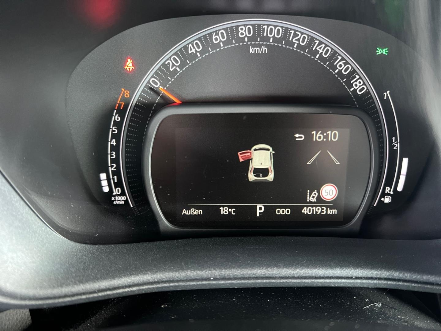 Toyota Aygo X S-CVT Pulse *ACC*CAM*SHZ*CarPlay*Bi-Tone*, миниатюра 12