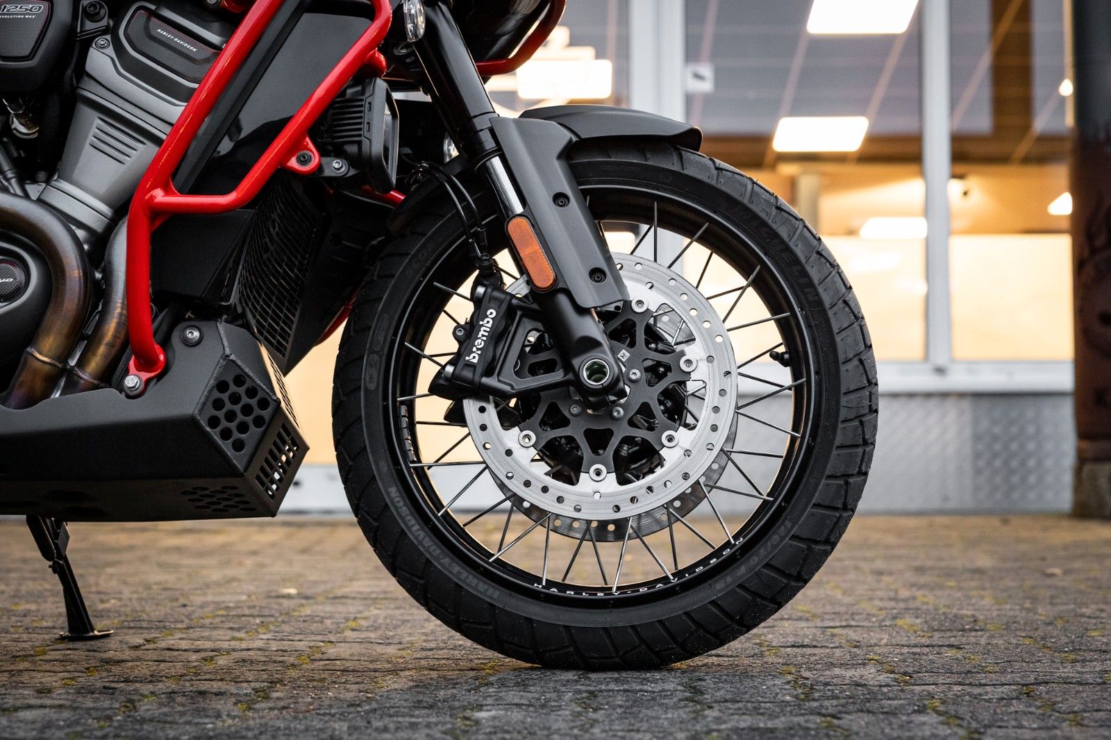 Fahrzeugabbildung Harley-Davidson RA1250SE PAN AMERICA CVO - 1.Hand