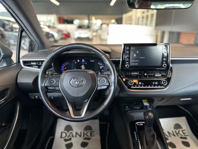 Toyota Corolla  Touring Sports Hybrid Club