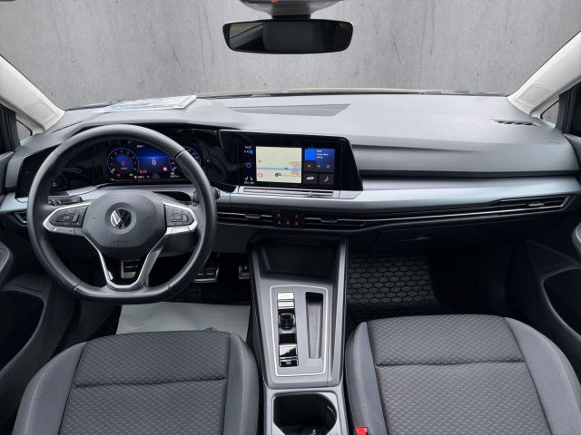 Golf VIII 1.5 TSI DSG Active Bluetooth Navi LED