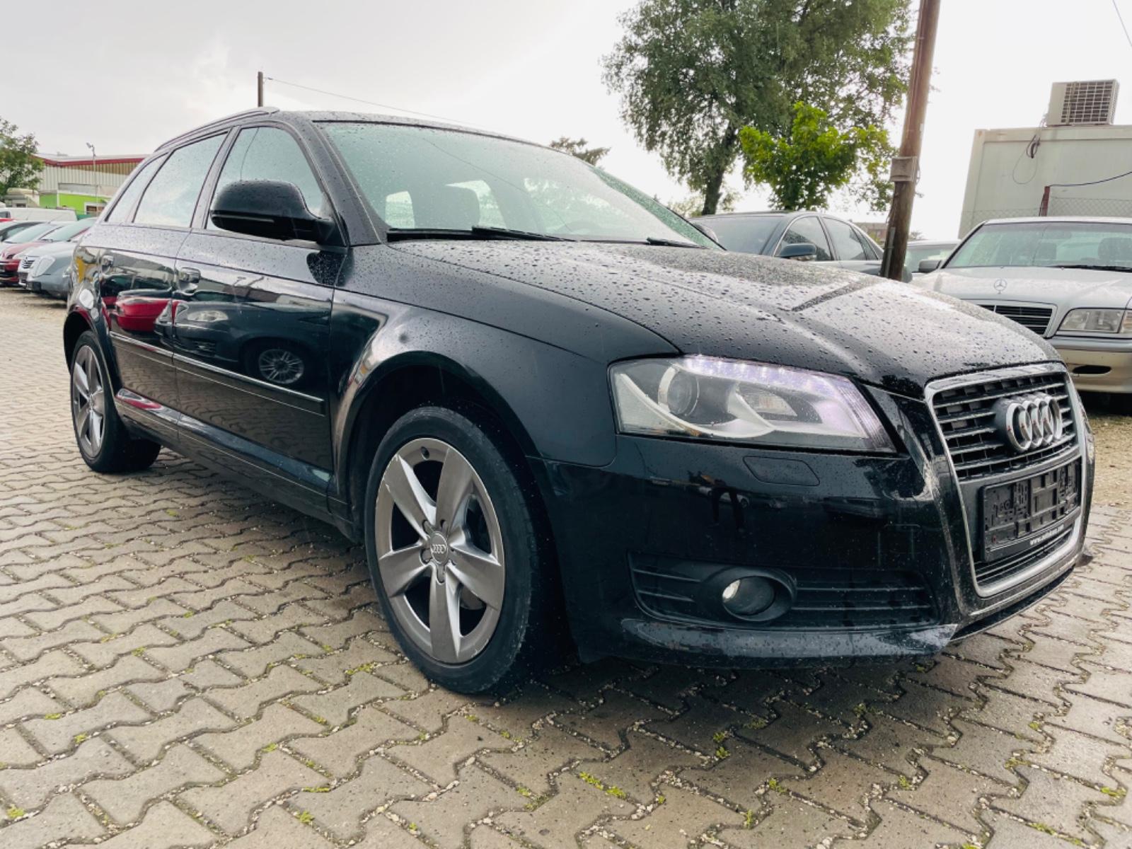 Audi A3 2010 — rear view