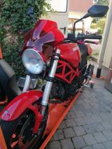 Ducati Monster 695, niedrige Sitzhöhe