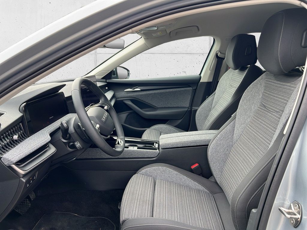 Skoda Superb - Bild 9