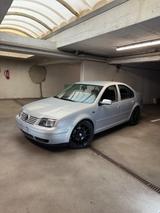 Volkswagen Bora 2.3 Highline Highline - Volkswagen Bora: 2.3