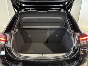 Fotografie 10 des Opel Corsa Electric GS Infotainment + Komfort Paket W