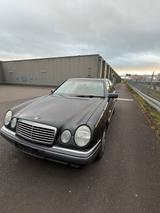 Mercedes-Benz Ich verkaufe einen Mercedes-Benz E200 TÜV ... - gebrauchte Mercedes-Benz E 200 aus dem Jahr 1997