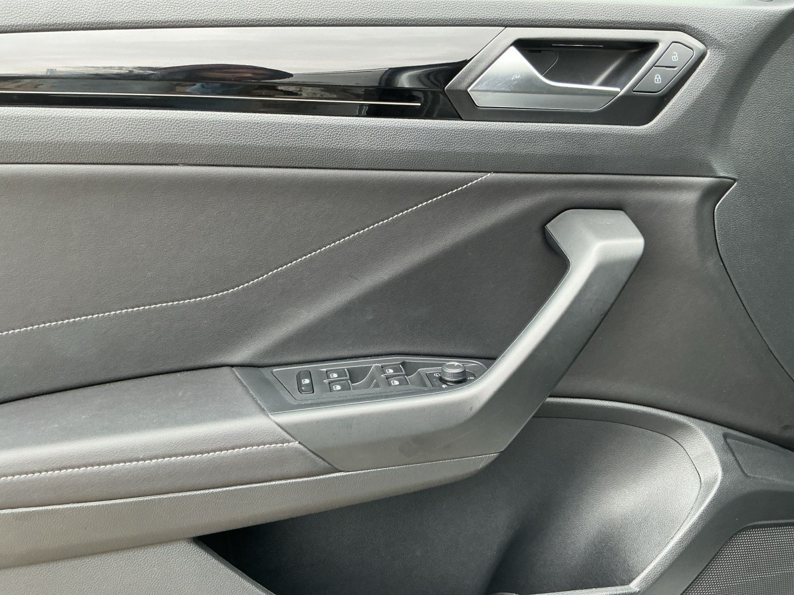 Volkswagen T-Roc - Bild 15