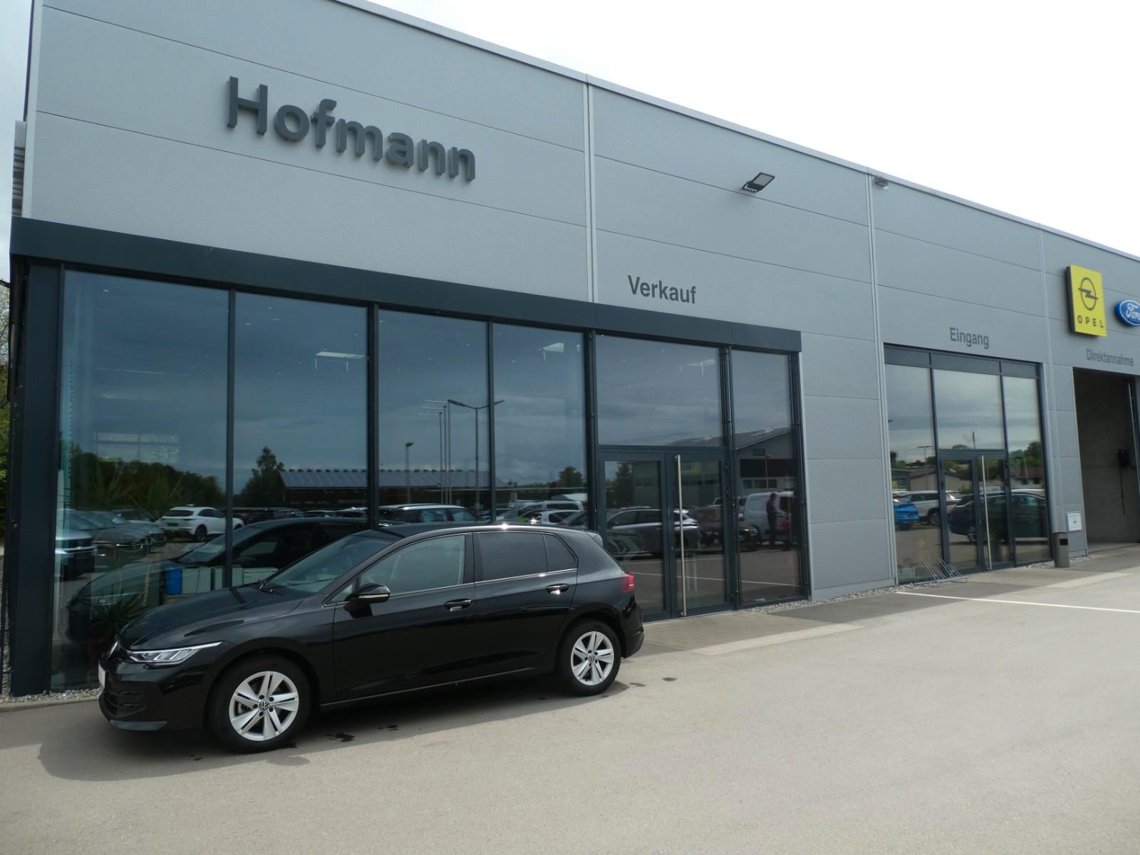 Volkswagen Golf VIII Lim. 1.5 TSI Life, Klima, SHZ, PDC
