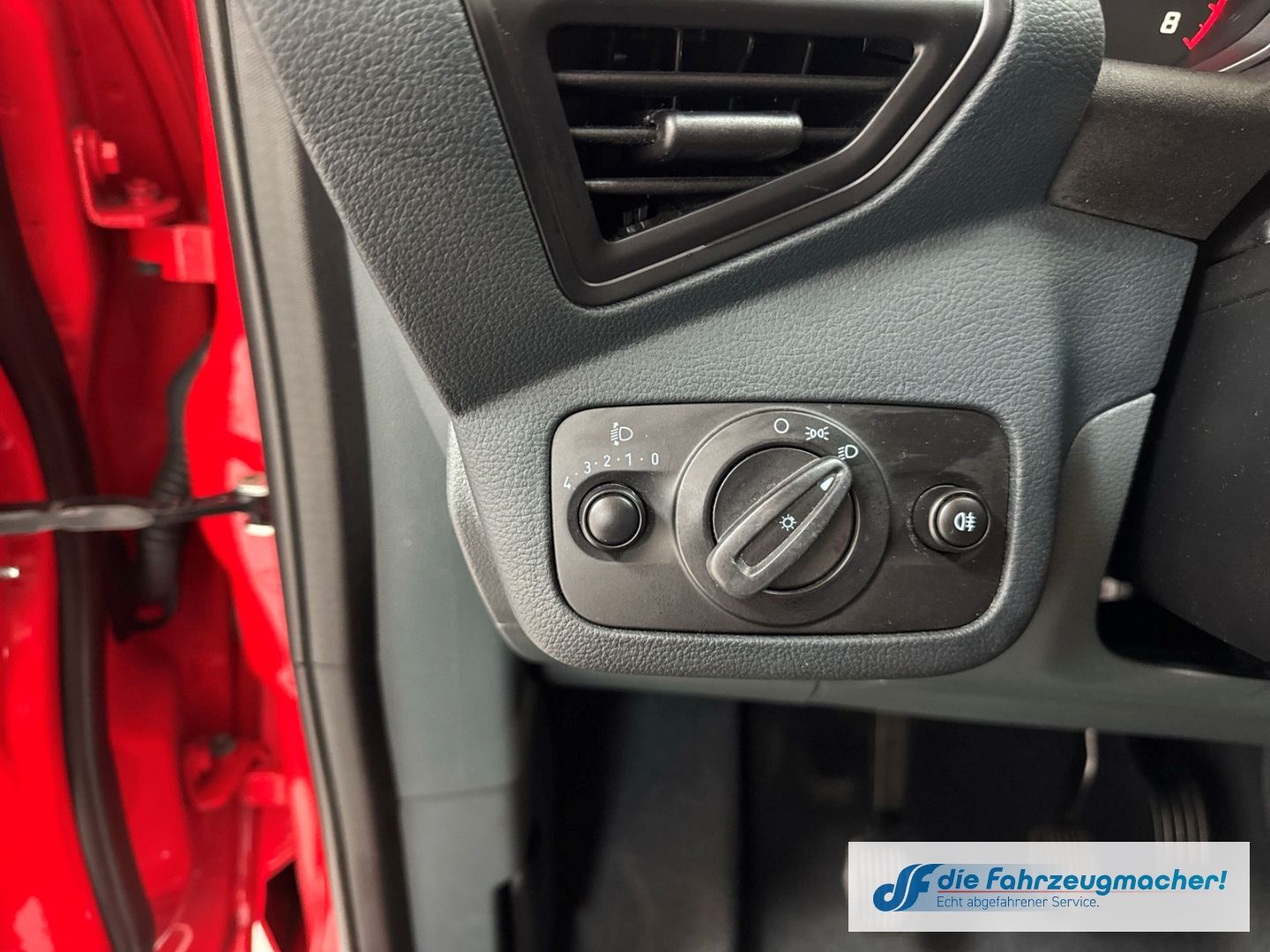 Fahrzeugabbildung Ford C-Max Trend 1,6 Zahnriemen neu *2529