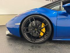 LAMBORGHINI Huracán LP610-4 Spyder*AD PERSONAM*KERAMIK*SENSO LAMBORGHINI Huracán LP610-4 Spyder*AD PERSONAM*KERAMIK*SENSO