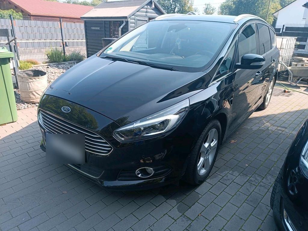 Image of Ford S-Max