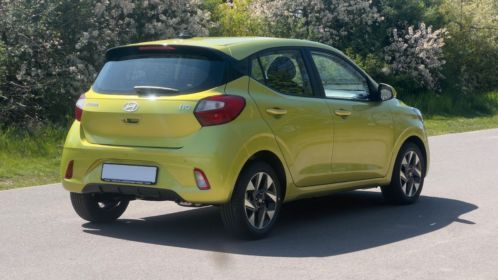 Fahrzeugabbildung Hyundai i10 1.0 Trend *Klima*Navi*CarPlay*PDC*RFKamera*