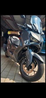 Yamaha Xmax 125