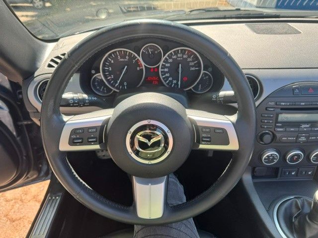 Fahrzeugabbildung Mazda MX-5 2.0 Sports-Line Roadster Coupe LEDER SHZ
