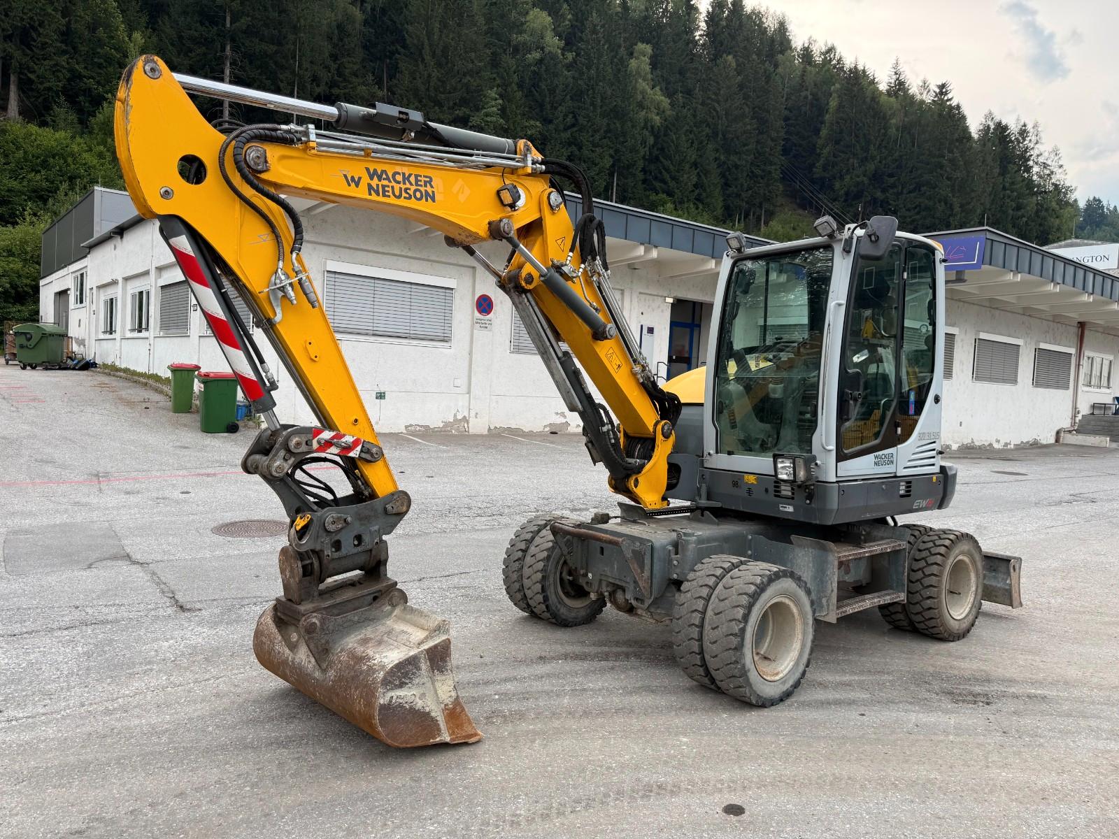 Neuson EW65