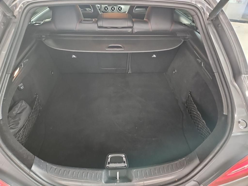 Fahrzeugabbildung Mercedes-Benz CLA 250 SB AMG Night Pano LED Navi Memo Harman