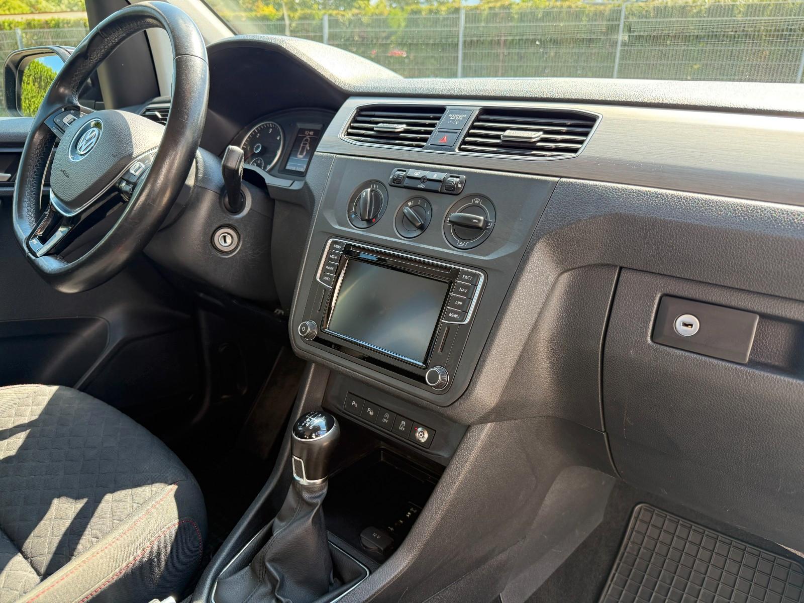 Volkswagen Caddy 5-Sitzer/4Motion/Klima/AHK/Standheizung
