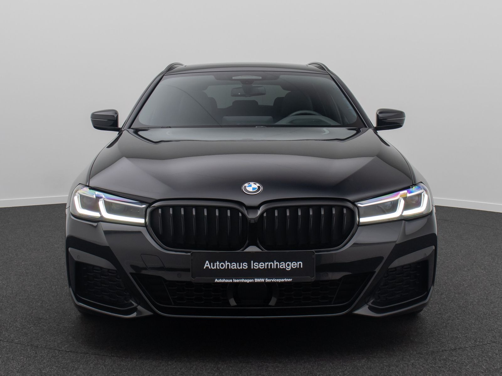 Fahrzeugabbildung BMW 540d xD M Sport DAB Laser HiFi HUD Panorama 20"