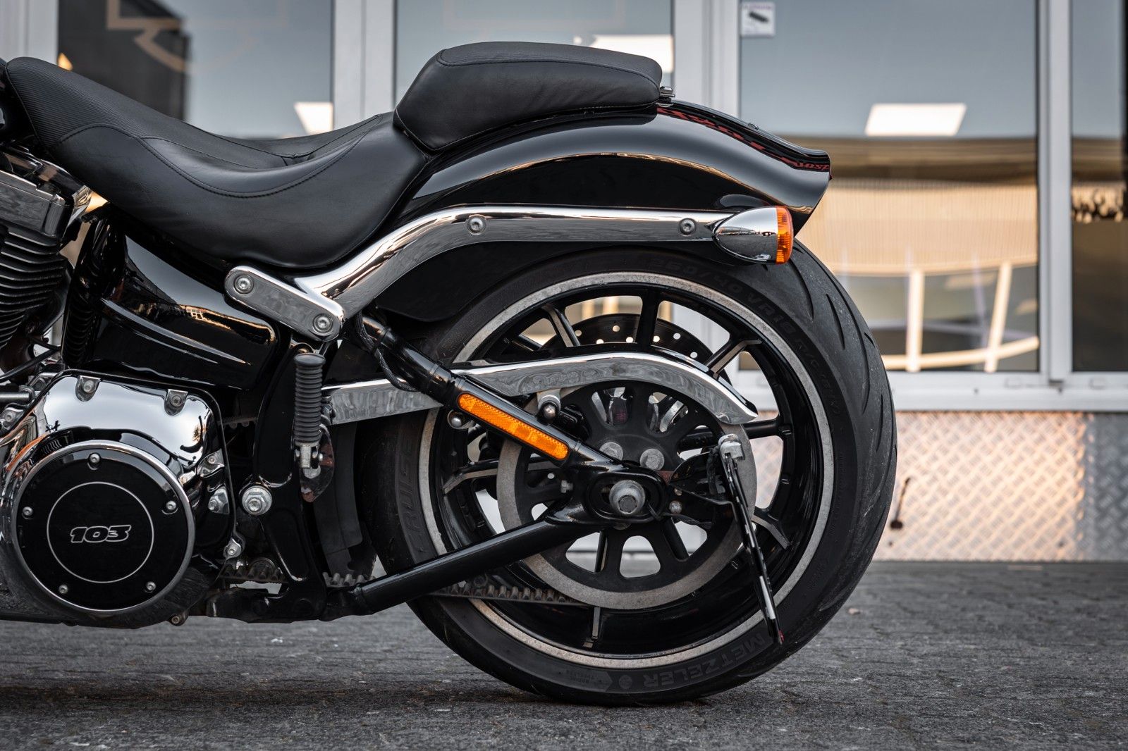 Fahrzeugabbildung Harley-Davidson Breakout 103 FXSB- Kesstech -