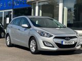 Hyundai i30 CW 1.6 AT NAVI/SHZ/KEYLESS/PDC/CAM/GAR - Hyundai i30 Gebrauchtwagen in Ludwigshafen