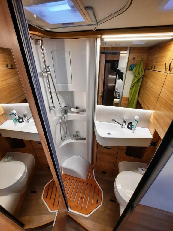 Fahrzeugabbildung HYMER / ERIBA / HYMERCAR Exsis-t 580 Pure Verfüg./Sparen Sie 18.712,- €