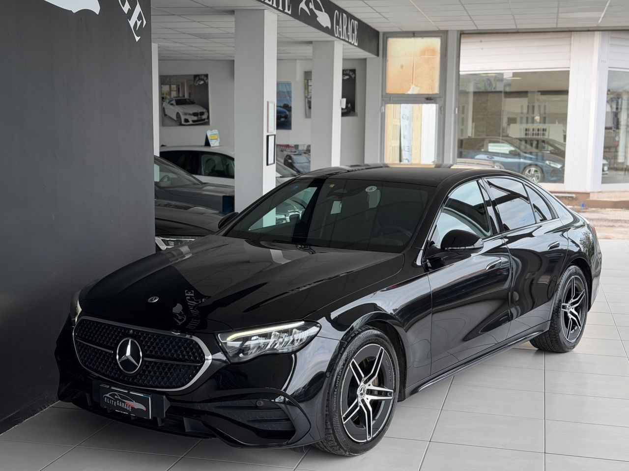 Other M.B E 220 d MHEV AMG Premium Plus IVA ESPOSTA imagem 3