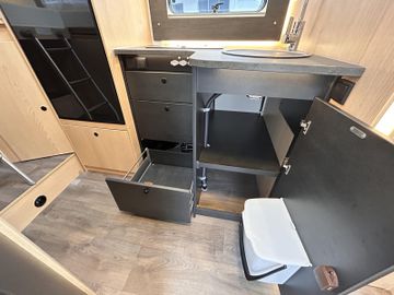 Sunlight Adventure T 67 Combi 6E SAT TV HUBBETT LED