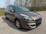 Renault Scenic III Dynamique, Klima,Leder,PDC - Renault Scenic aus 2011: Dynamique