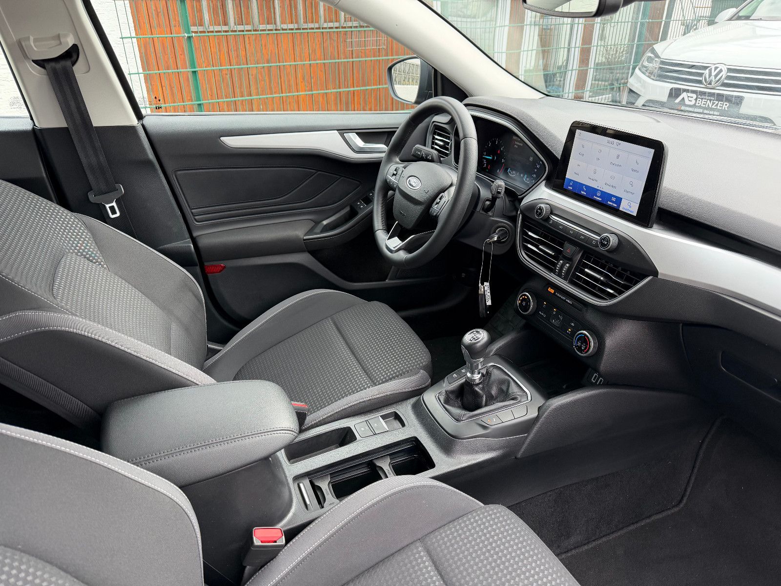 Fahrzeugabbildung Ford Focus Turnier Cool & Connect/NAVI/CAR-PLAY/KAMER
