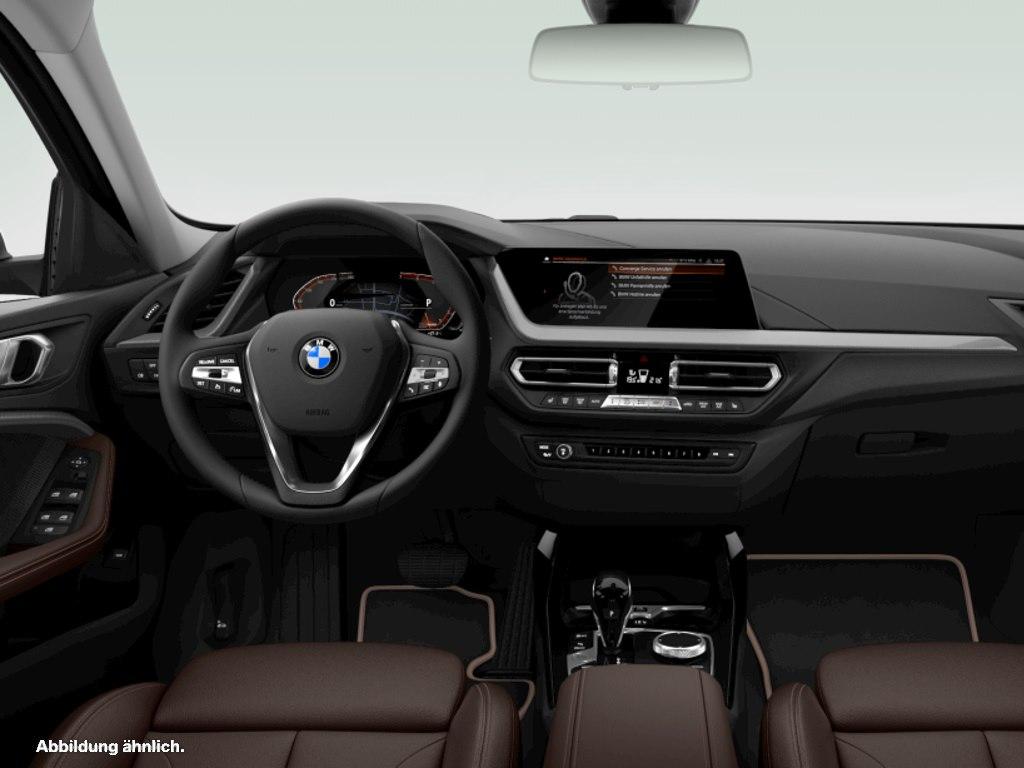 BMW 1 Series i HUD PANO AHK NAVI LED PDC V+H DAB Tempomat, миниатюра 4