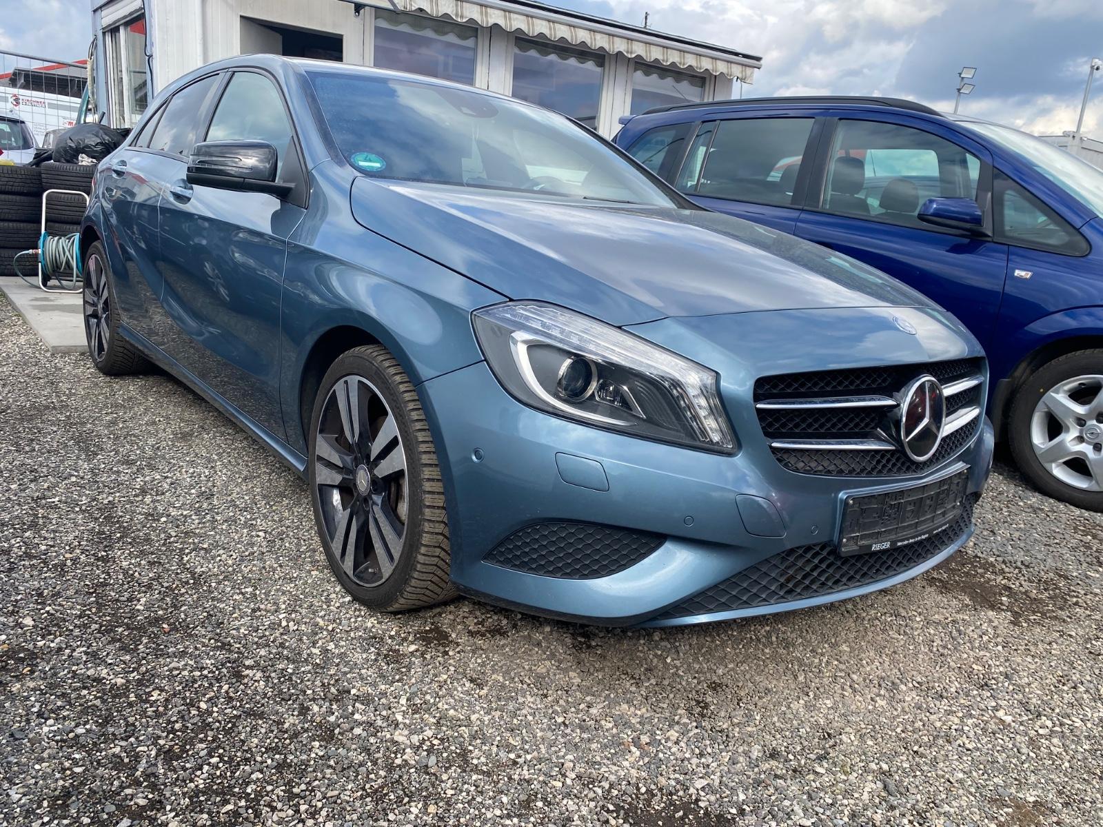 Mercedes-Benz A 220 A A 220 CDI / d BlueEfficiency