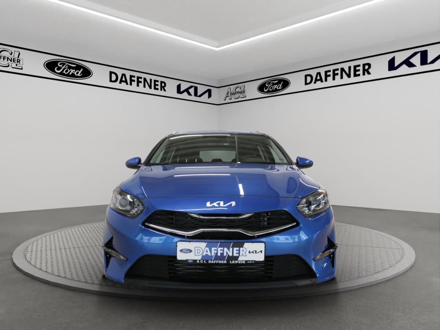 Kia Ceed_sw Vision Kamera PDC Navi SHZ Tempomat Alu