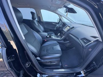 Ford S-Max - 10