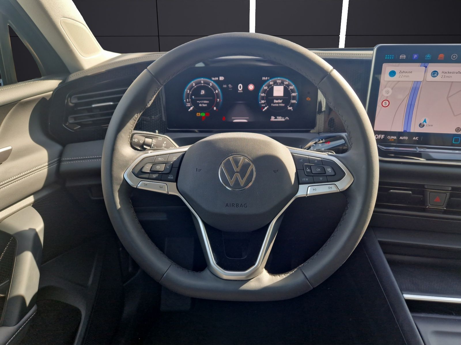 Fahrzeugabbildung Volkswagen Tiguan 1.5 eTSI