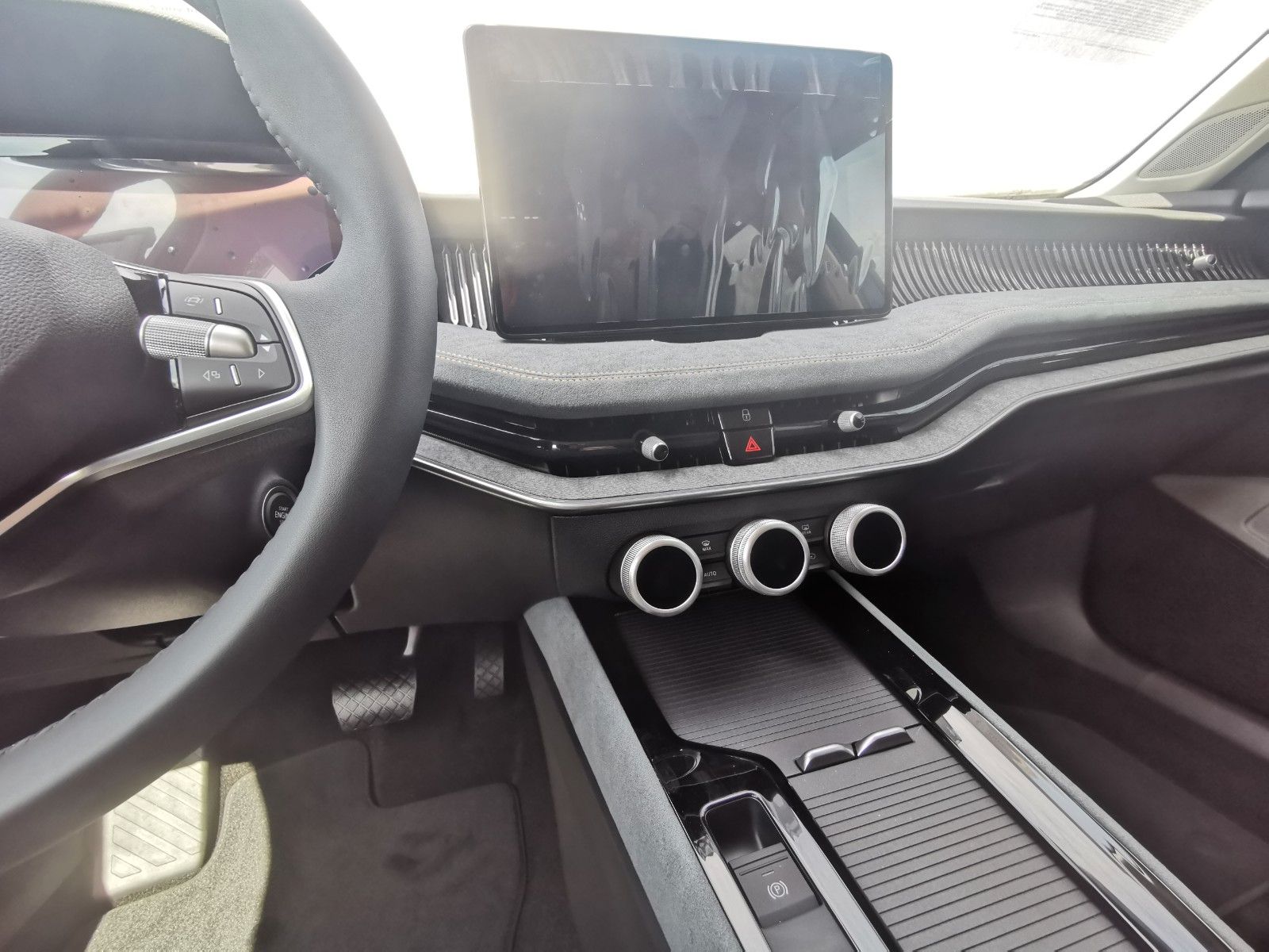 Fahrzeugabbildung SKODA Superb Combi Selection Klima Kamera