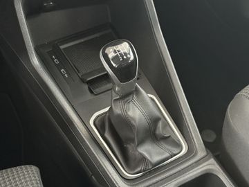 Volkswagen Caddy 2.0TDI 4MOTION 4x4 LED NAVI APP AHK