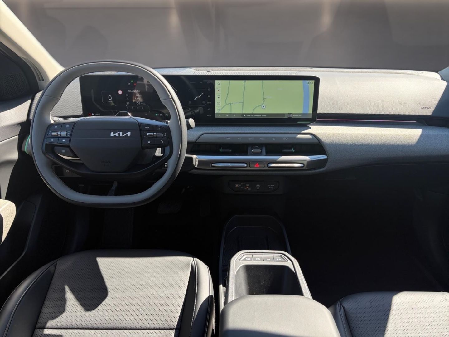 Fahrzeugabbildung Kia EV4 150 kW Earth 81 FWD EARTH UP TE WIC DWP Navi