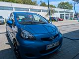 Toyota Aygo (X) 1,0-l-VVT-i CoolBlue CoolBlue - Toyota Aygo (X) mit Halbautomatikschaltung