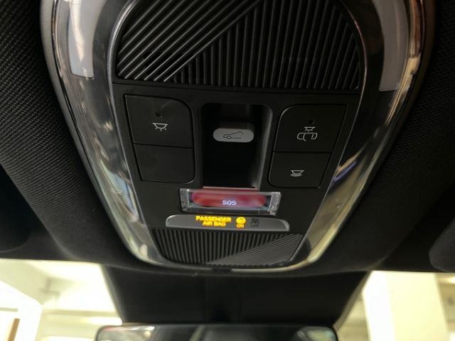 Fahrzeugabbildung Hyundai IONIQ 6 First Edition Elektro 4WD 77 Allrad HUD