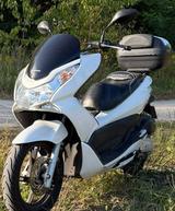 Honda PCX 125 - Roller-CATEGORIES Motorräder in Berlin