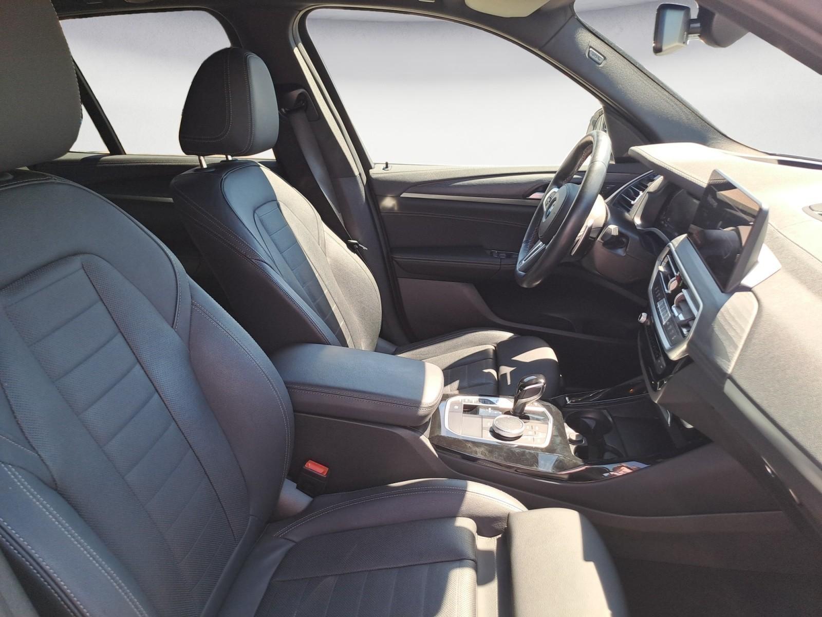 BMW X3 M40d AT Standheiz. Panorama AHK Head up Laser