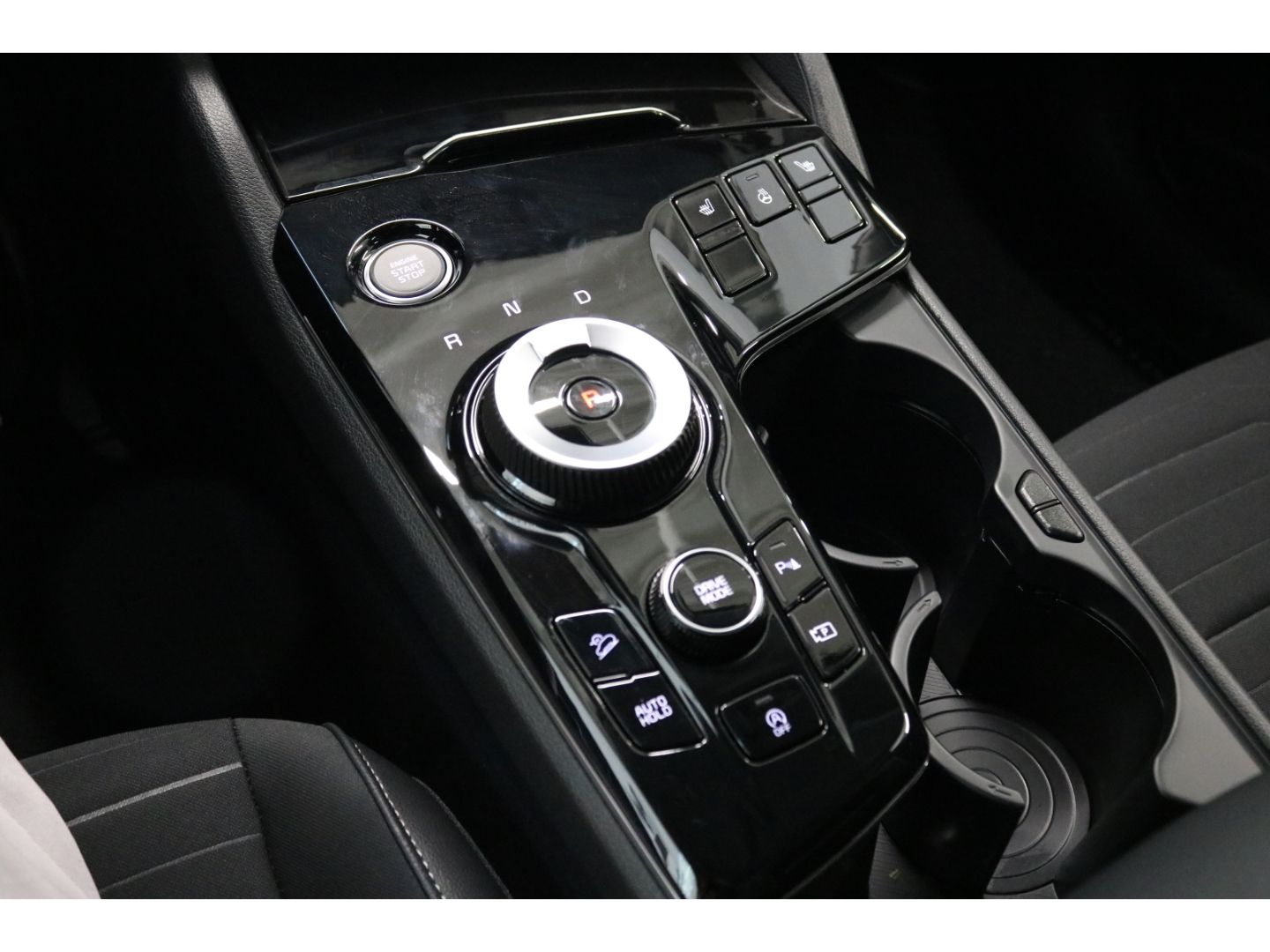 Fahrzeugabbildung Kia Sportage Ultimate Edition MHEV P1 Komfort-Paket