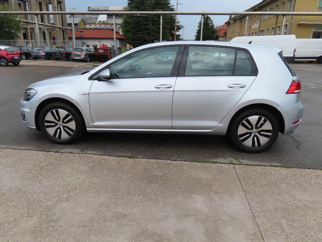 Volkswagen Golf VII E 100 KW  LED WP CCS Virtual Keyless