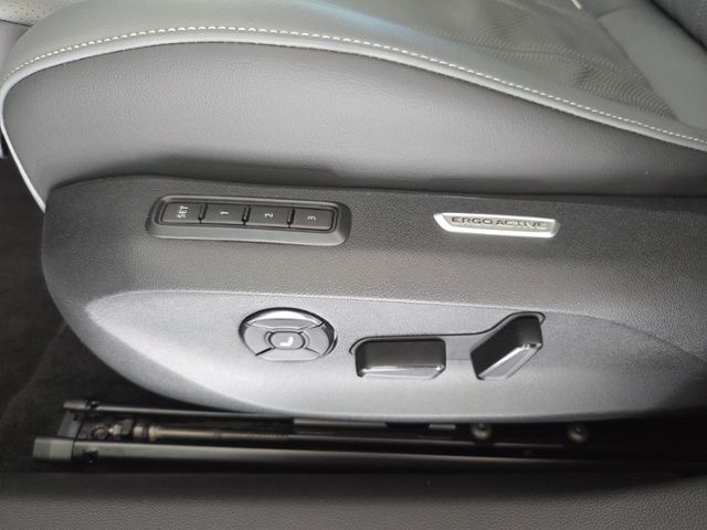 Passat Variant Elegance 2.0 TDI MATRIX PANO STH