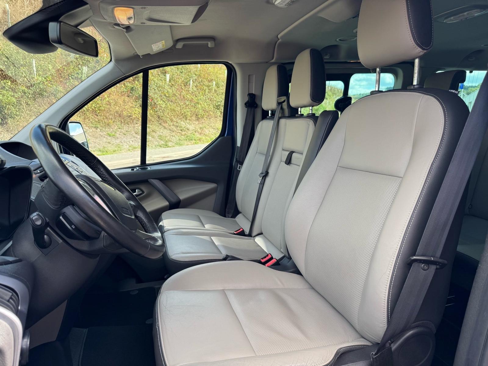 Ford Tourneo Custom Titanium L1
