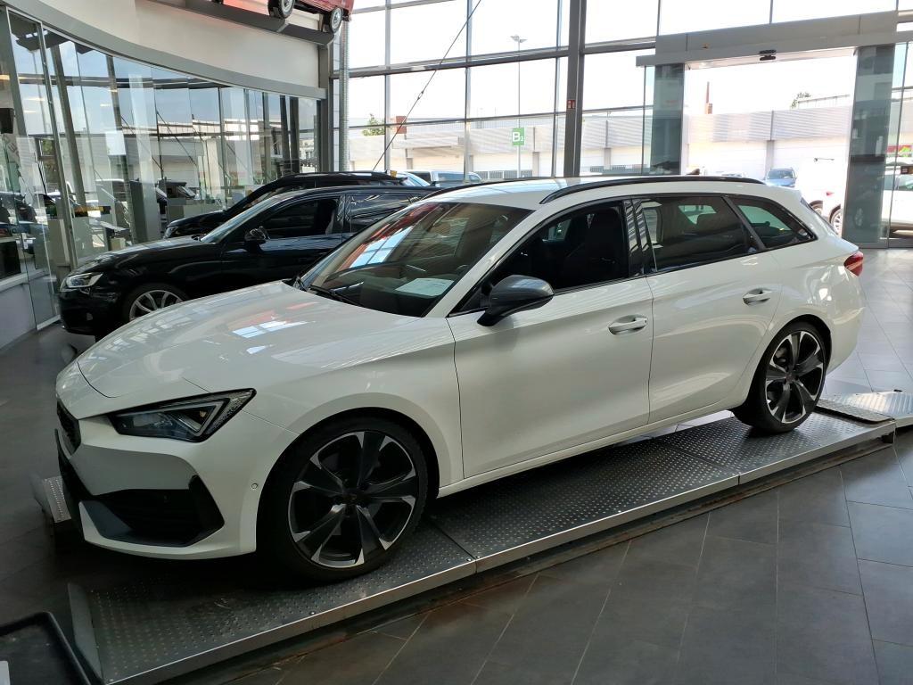 Cupra Leon Sportstourer VZ 2.0 LED/SHZ/NAVI/DCC/R-Kam