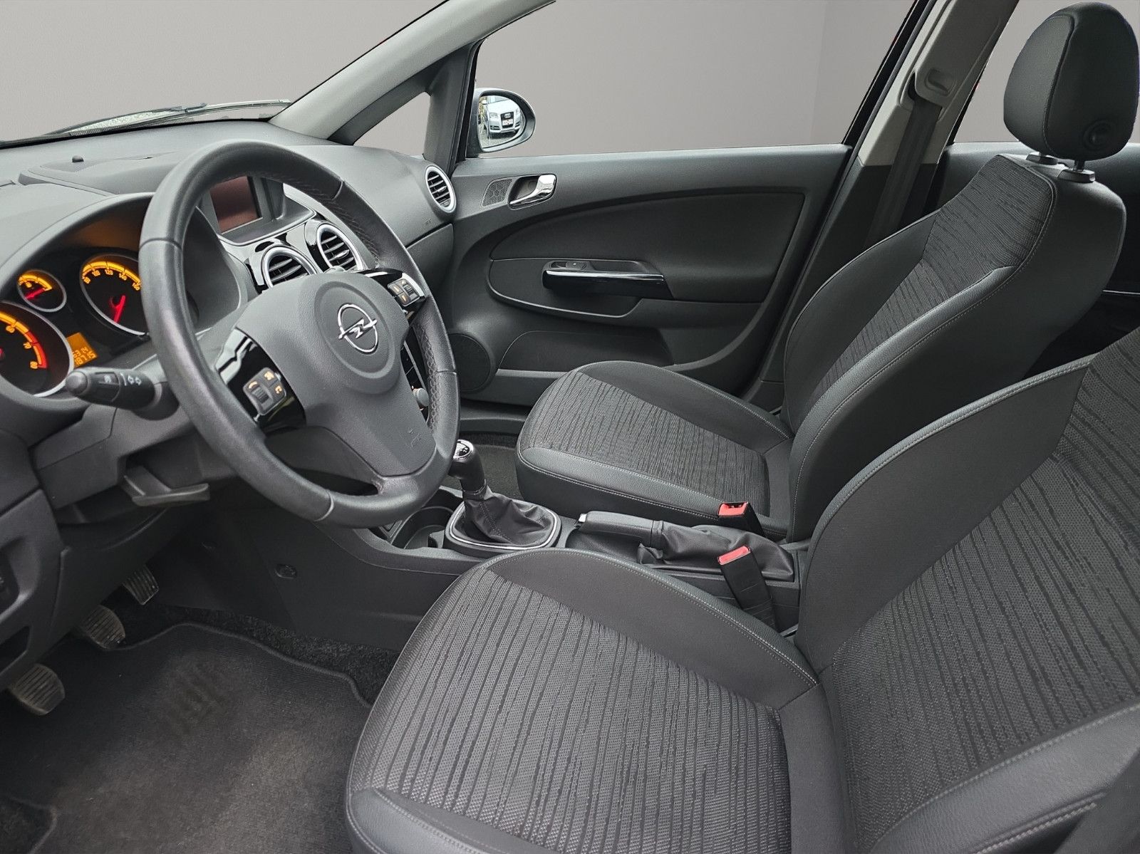 Fahrzeugabbildung Opel Corsa D Energy+Tempomat+SHZ+HU +Service NEU